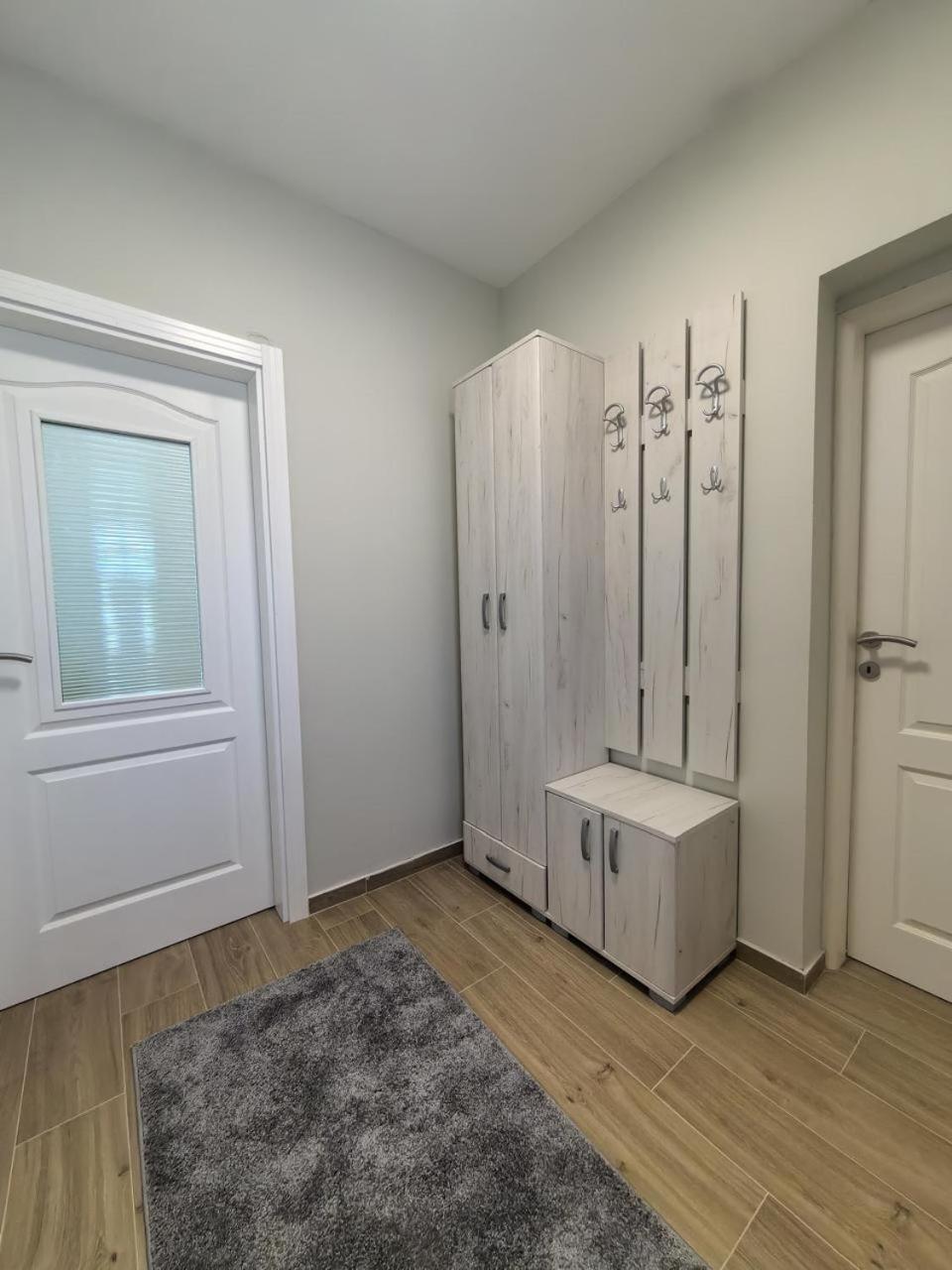 דירות קוטור Sunny Hill - Parking - Fenced Garden - Luxury Loft מראה חיצוני תמונה