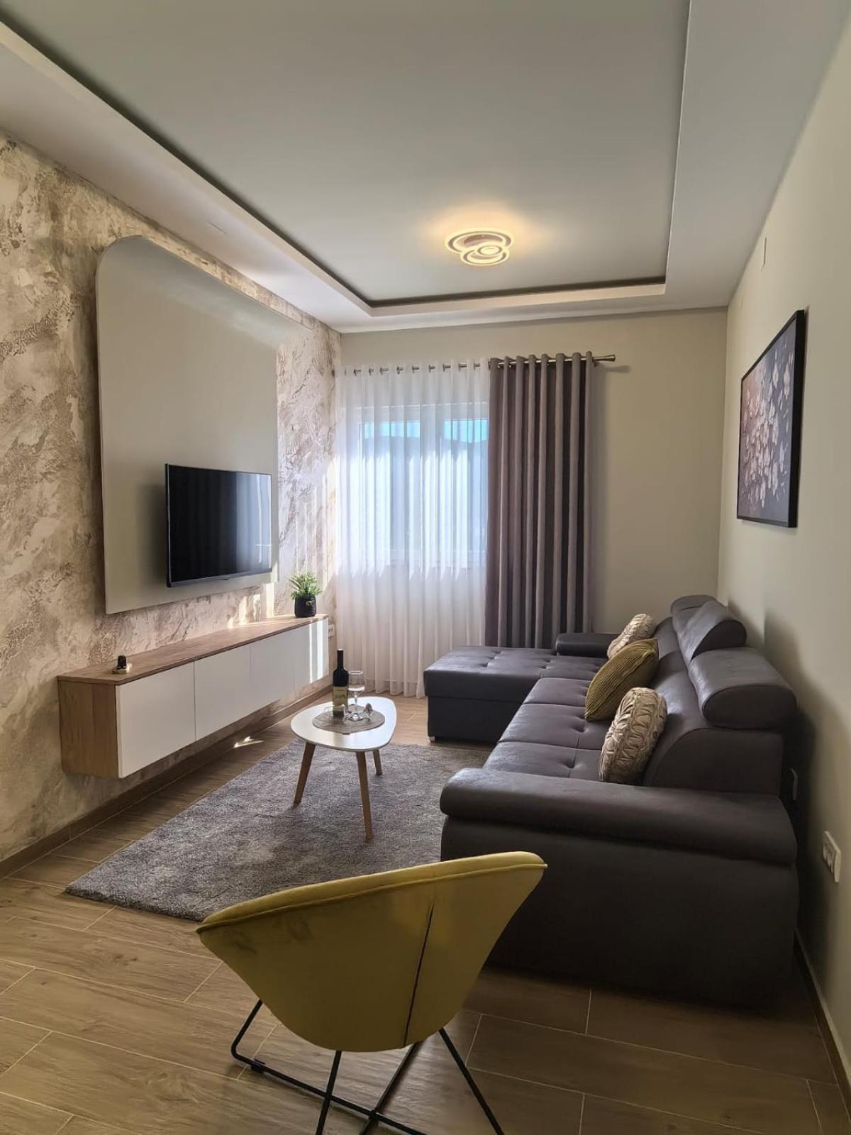 דירות קוטור Sunny Hill - Parking - Fenced Garden - Luxury Loft מראה חיצוני תמונה
